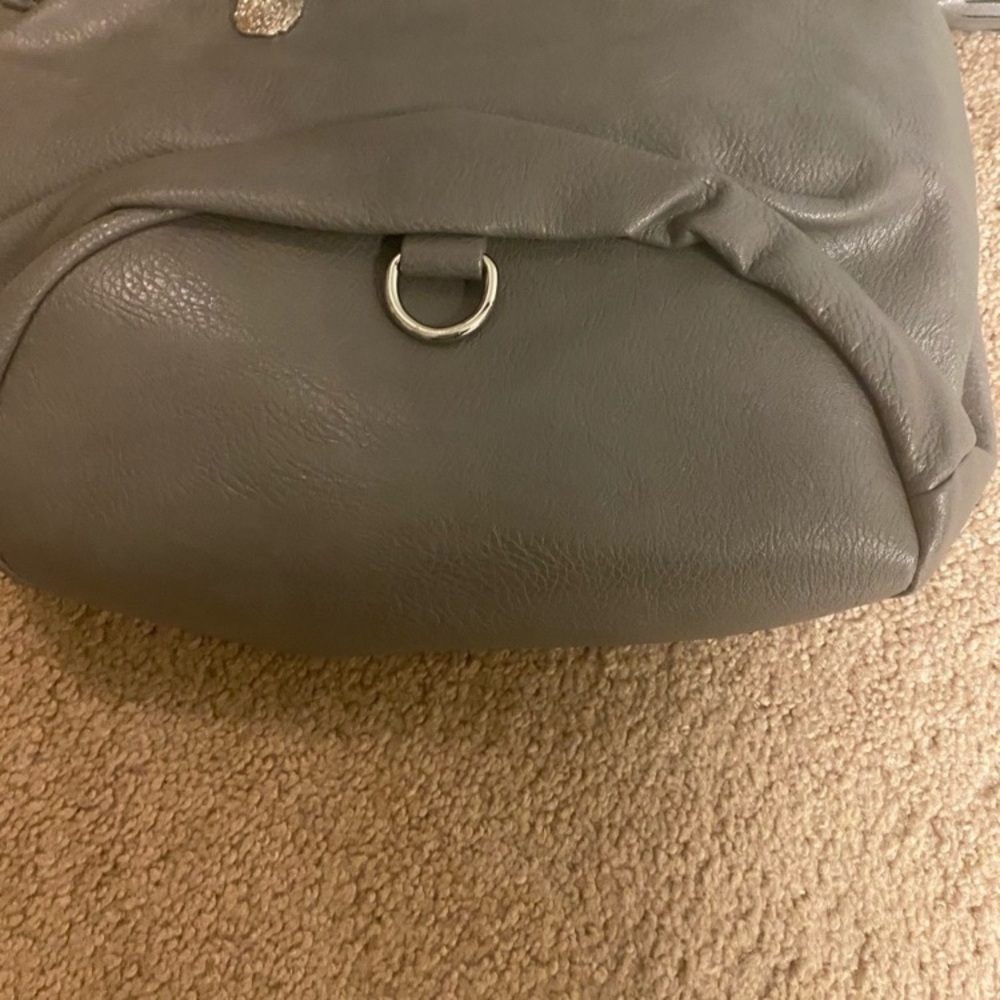 SALE 🦋 Gray Color Sharif Joan Boyce Purse Shoulder Bag With Purse Bag NWOT - Picture 4 of 13